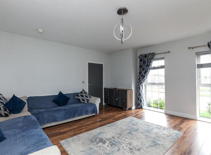 25 Clover Brook, Larne, BT40 2UP