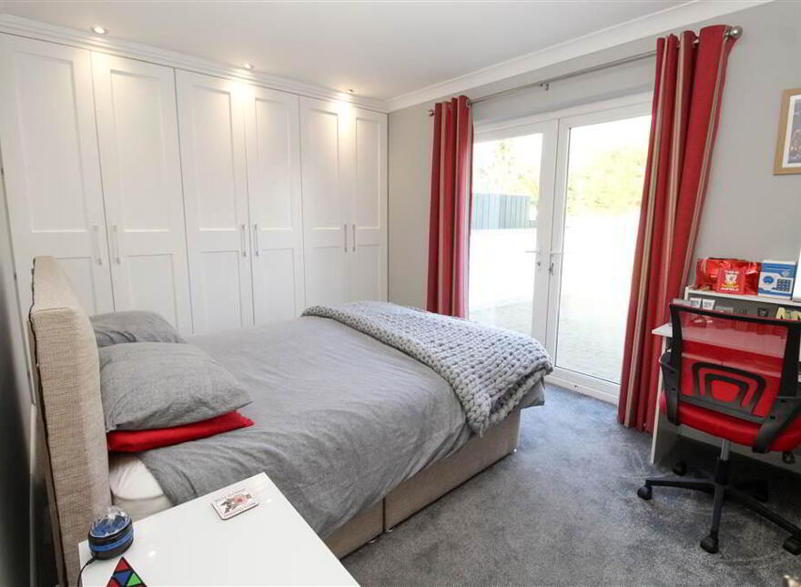 276a Comber Road, Dundonald, Belfast, BT16 1UR