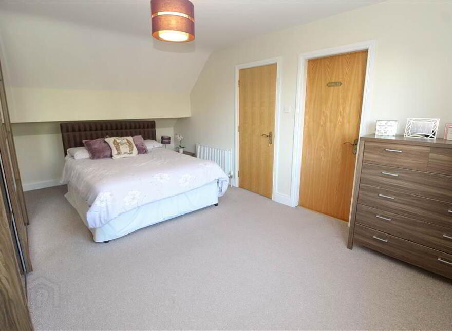 276a Comber Road, Dundonald, Belfast, BT16 1UR