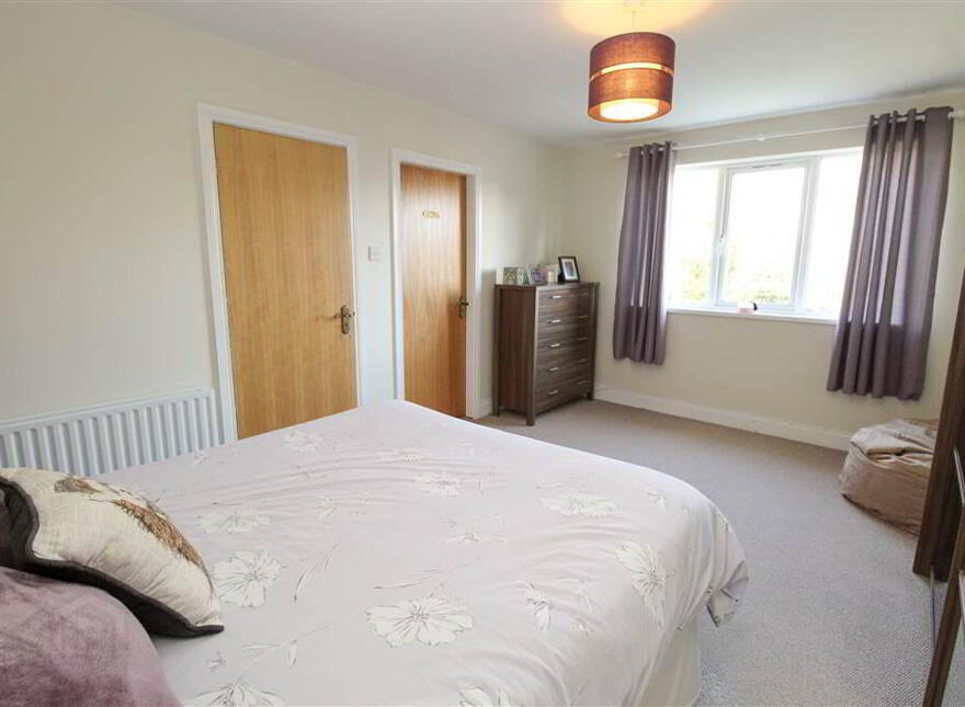 276a Comber Road, Dundonald, Belfast, BT16 1UR