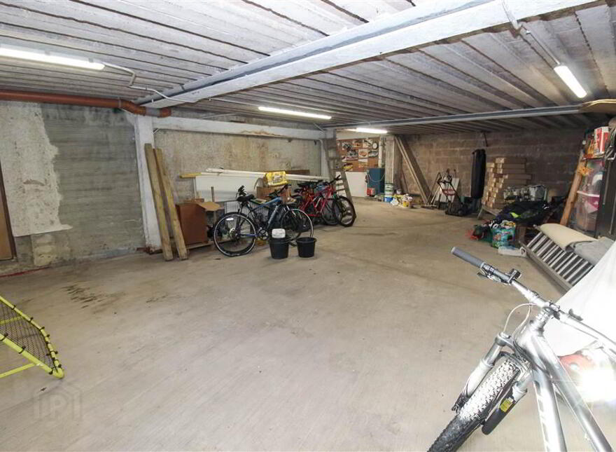 276a Comber Road, Dundonald, Belfast, BT16 1UR