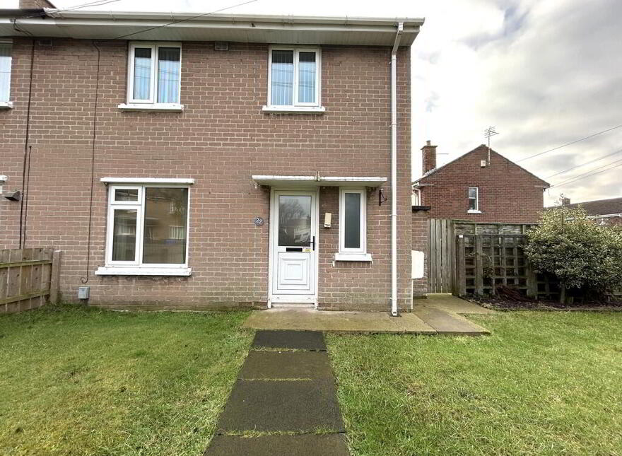 22 Knocknagoney Gardens, Belfast, BT4 2QA photo