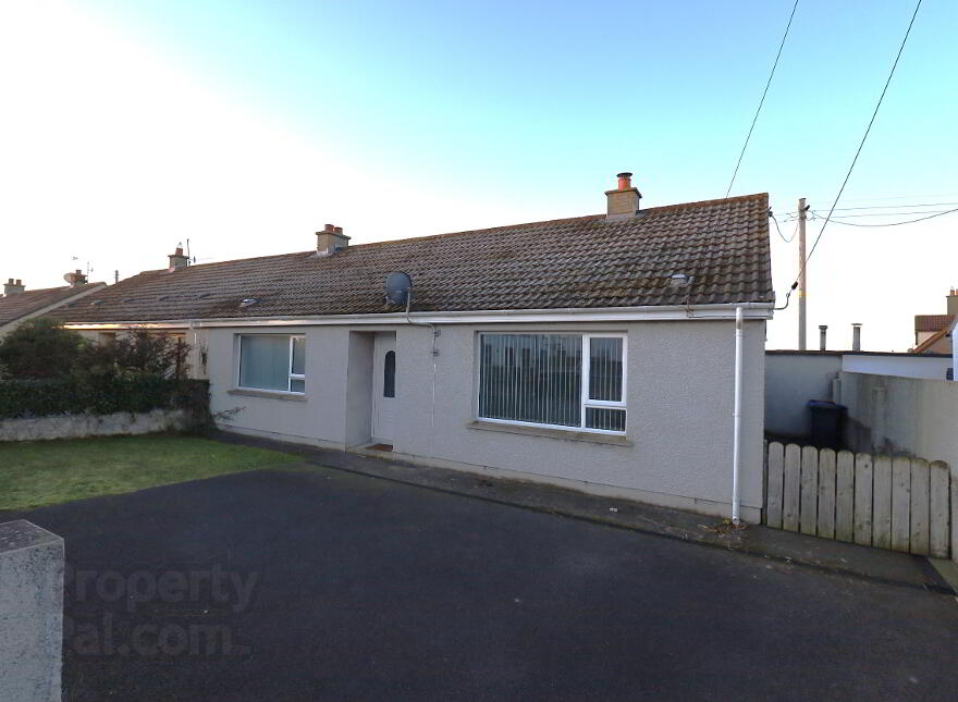 4 Donard View, Council Road, Kilkeel, BT34 4NS photo