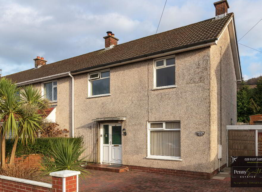 69 Firmount Crescent, Redburn, Holywood, BT18 9QL photo