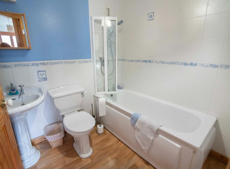 10 Ailsa Terrace (holiday Let), Portrush, BT56 8GE