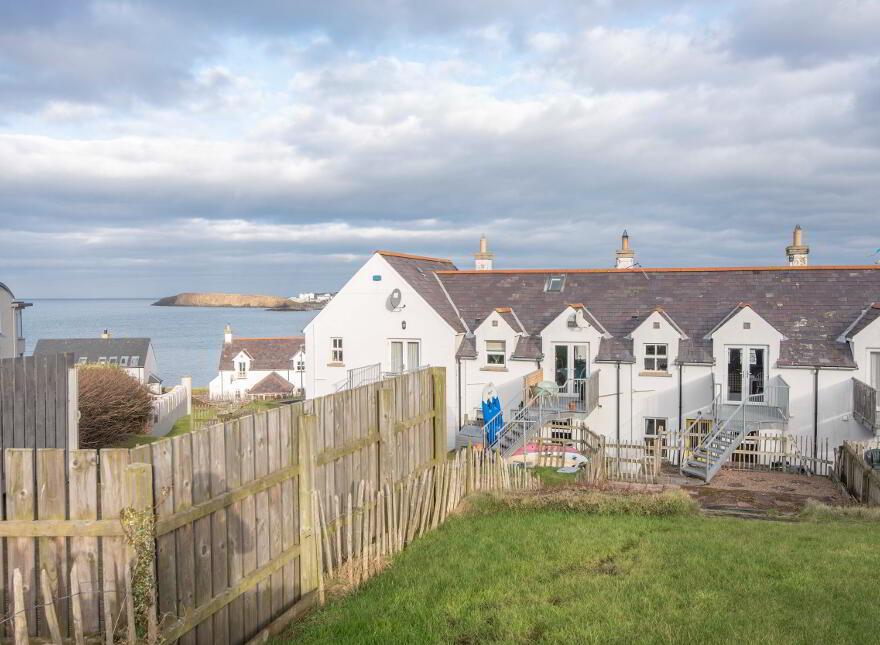 10 Ailsa Terrace (holiday Let), Portrush, BT56 8GE