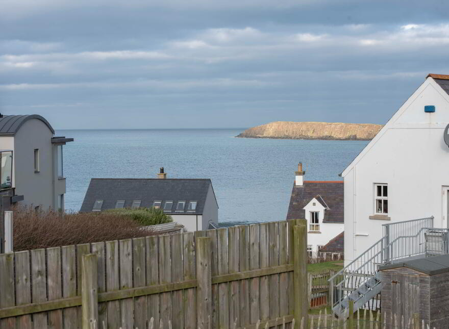 10 Ailsa Terrace (holiday Let), Portrush, BT56 8GE