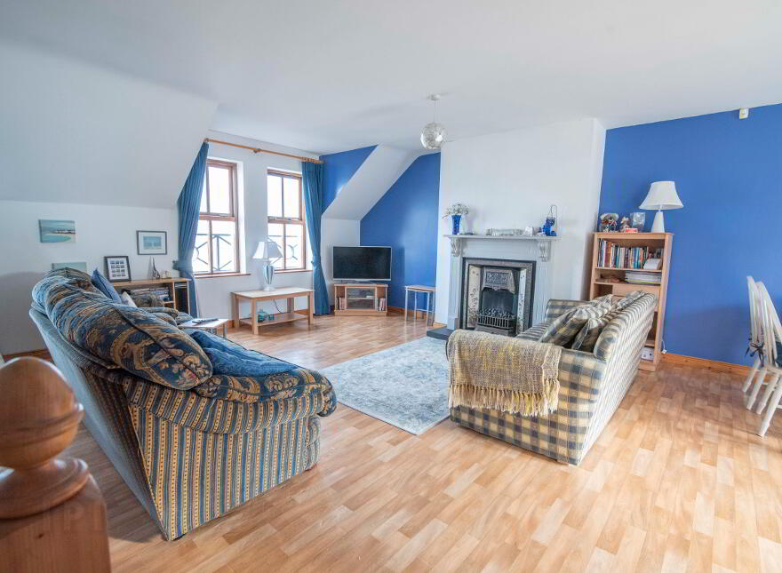 10 Ailsa Terrace (holiday Let), Portrush, BT56 8GE