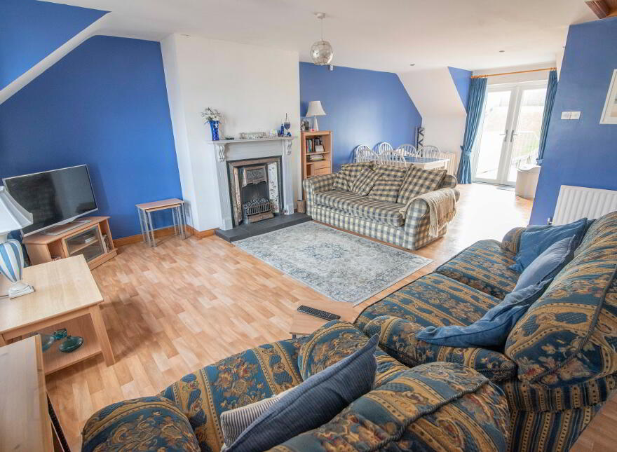 10 Ailsa Terrace (holiday Let), Portrush, BT56 8GE