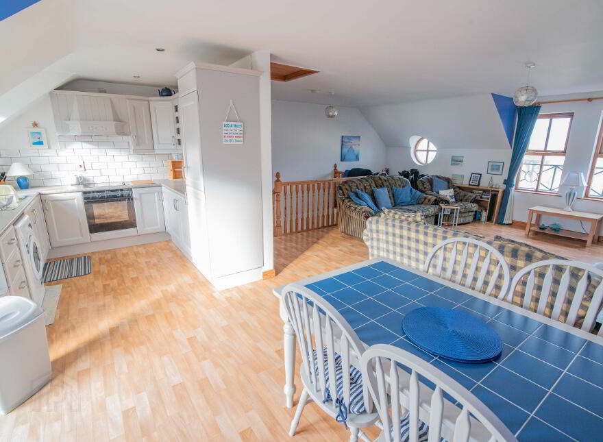 10 Ailsa Terrace (holiday Let), Portrush, BT56 8GE