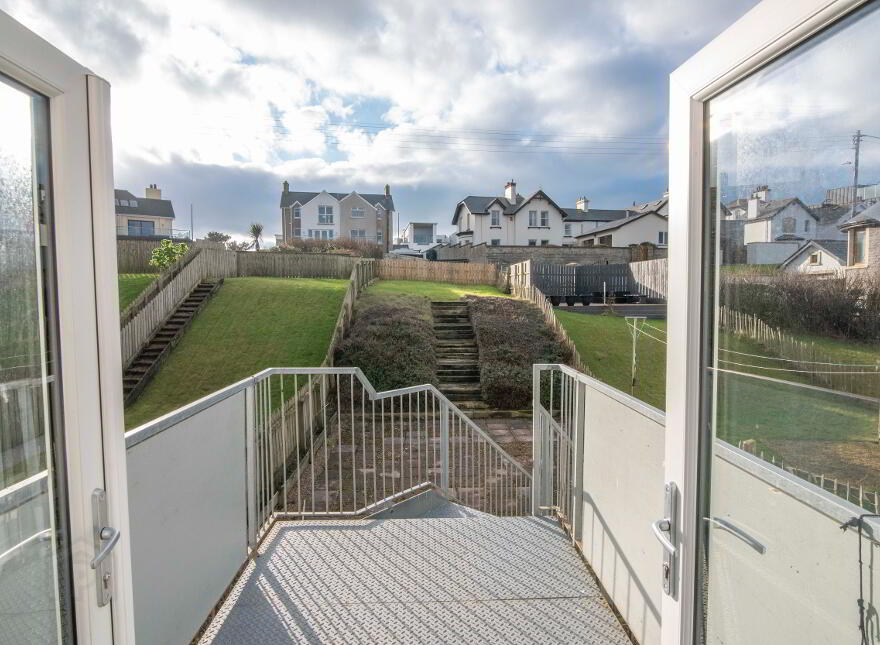 10 Ailsa Terrace (holiday Let), Portrush, BT56 8GE