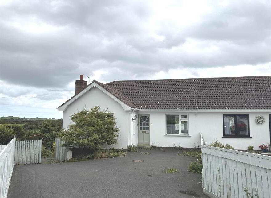 7 The Fairways, Downpatrick, Strangford, BT30 7LF photo