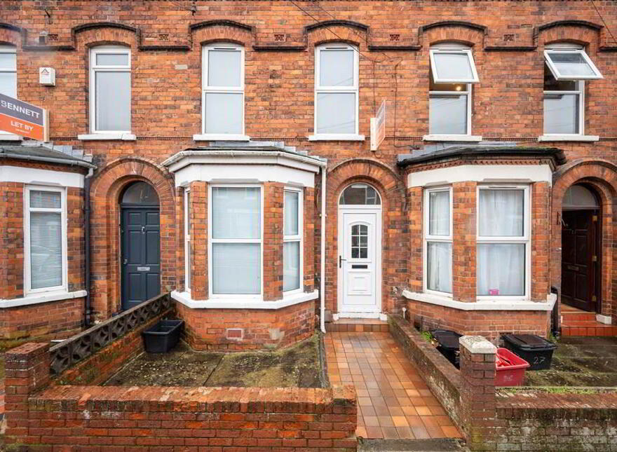 29 St Ives Gardens, Belfast, BT9 5DN photo