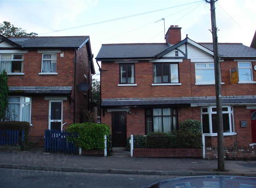 44 Sandhurst Drive, Belfast, BT9 5AY photo