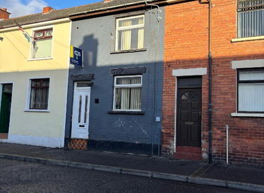 17 Forest Street, Belfast, BT12 7BG photo