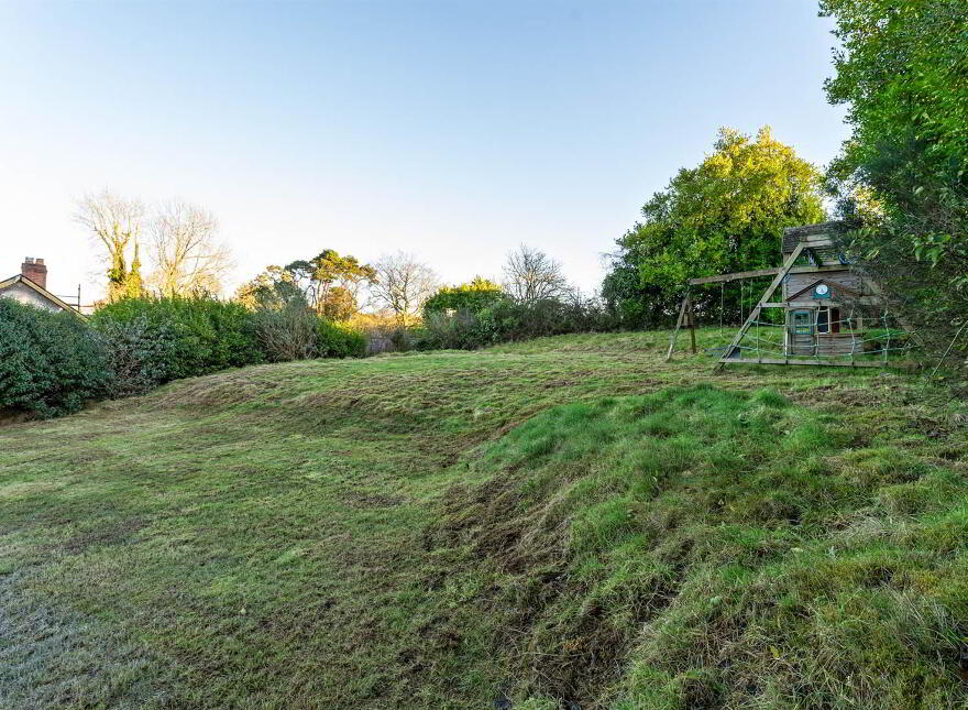 Salt & Bark, 2 Craigdarragh Road, Helen's Bay, BT19 1UA