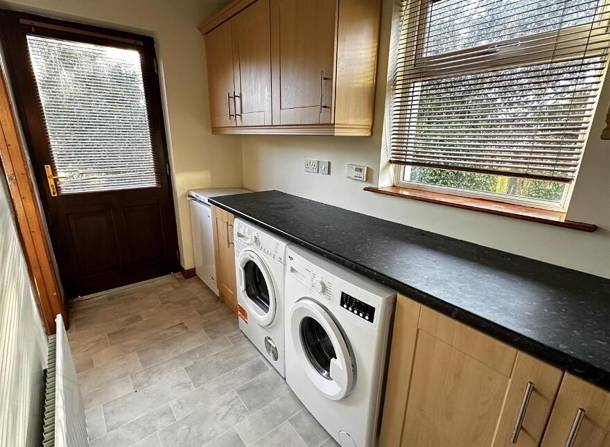 46 Castleglen Park, Dundrum, BT33 0WL