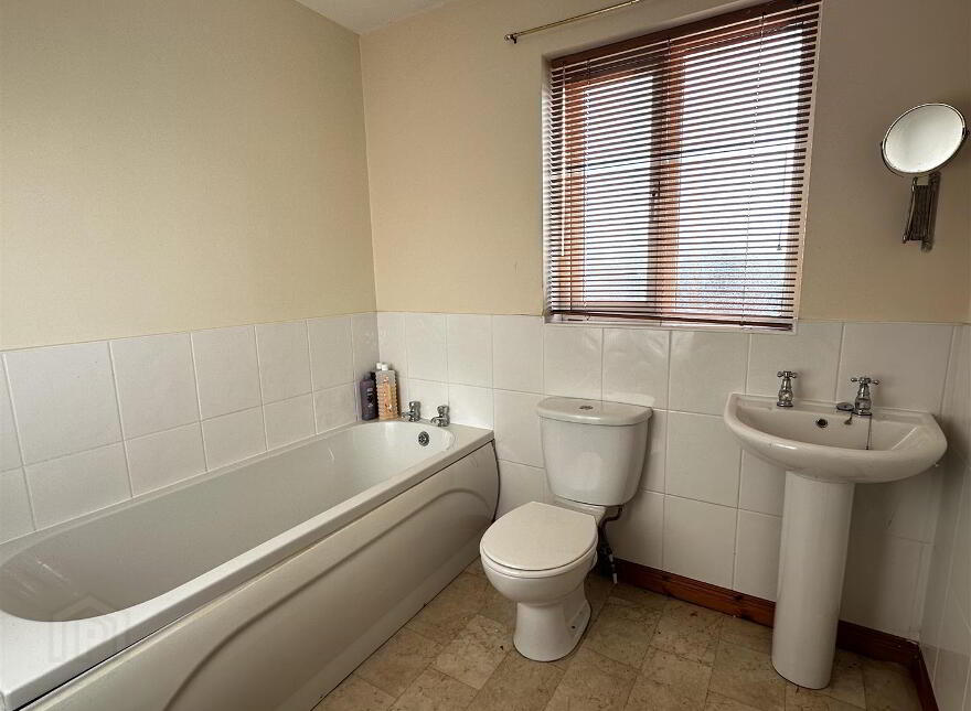 46 Castleglen Park, Dundrum, BT33 0WL