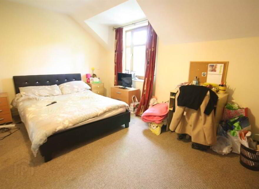 5 The Cloisters, Belfast, BT7 1GD