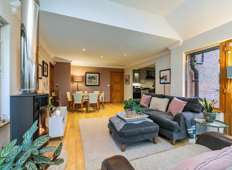 8 Shelling Hill, Lisburn, BT27 5NZ