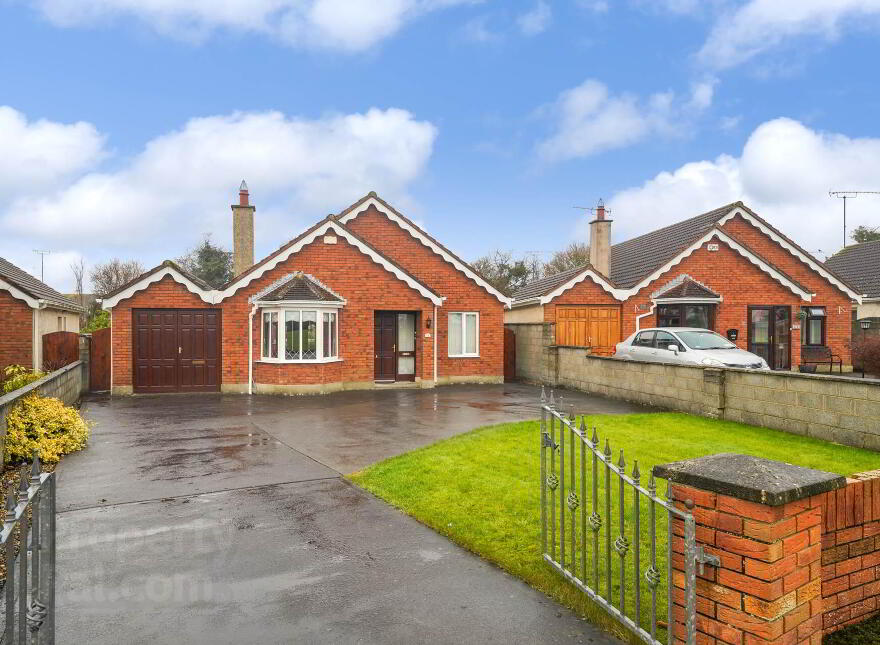 13 Beechlawn, Beaufort Place, Navan, C15R3W0 photo