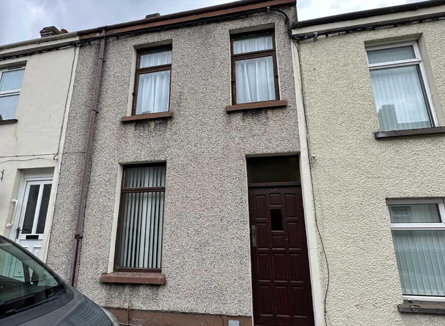 19 Gardenmore Place, Larne, BT40 1SE photo