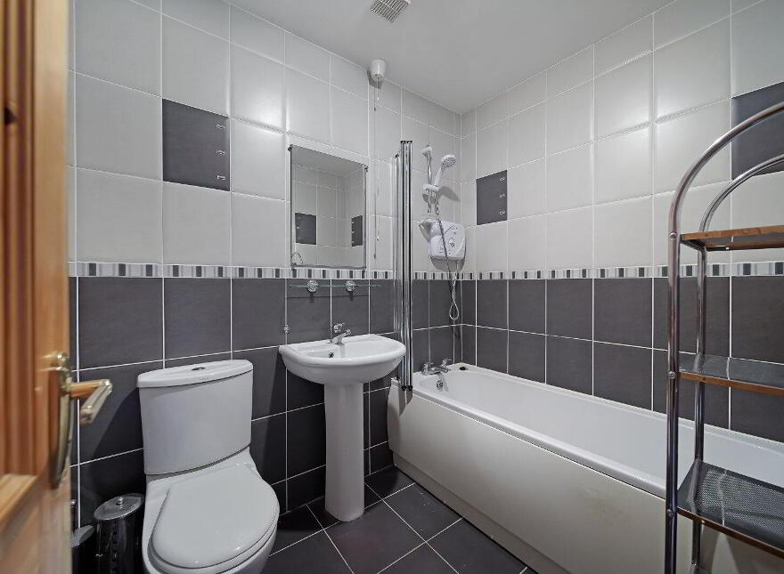 3 Crockatee, Creeslough, F92VX71