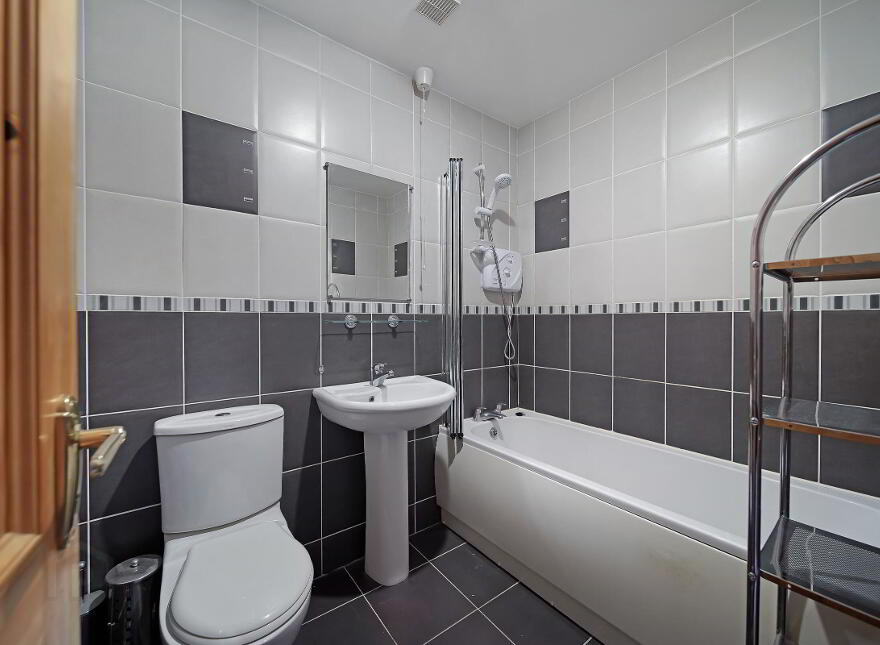 3 Crockatee, Creeslough, F92VX71