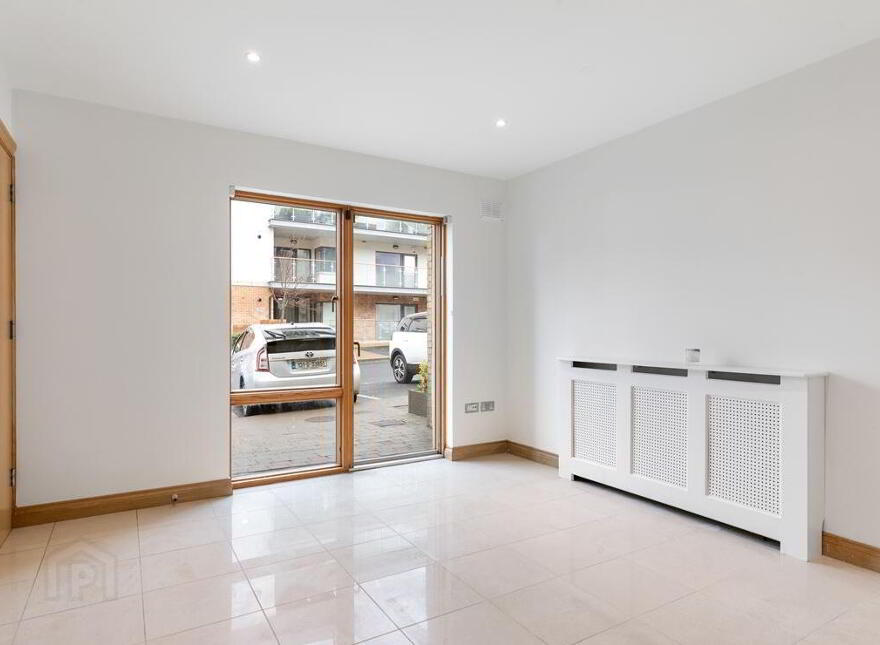 11 The Walk, Carrickmines Green, Carrickmines, Dublin, D18Y383