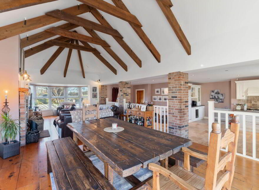 Crossboyne, Claremorris, F12Y8W2