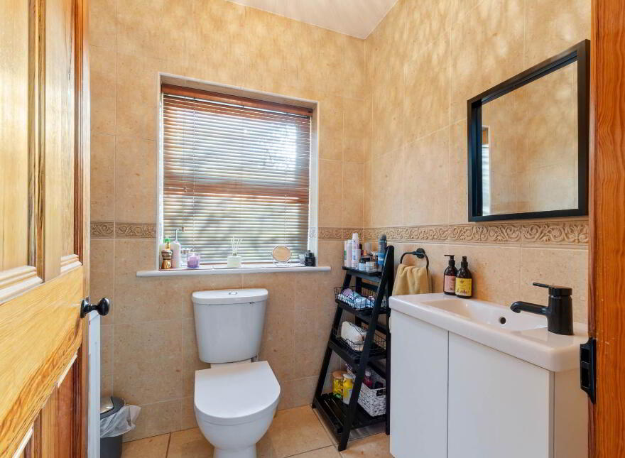 Crossboyne, Claremorris, F12Y8W2