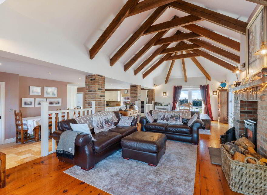 Crossboyne, Claremorris, F12Y8W2