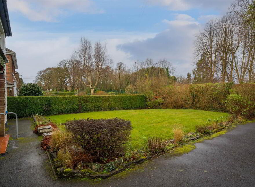 16 Upper Malone Road, Belfast, BT9 5NA