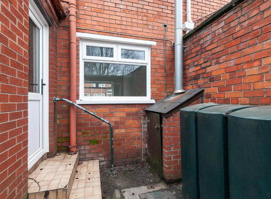82 Gainsborough Drive, Belfast, BT15 3EL