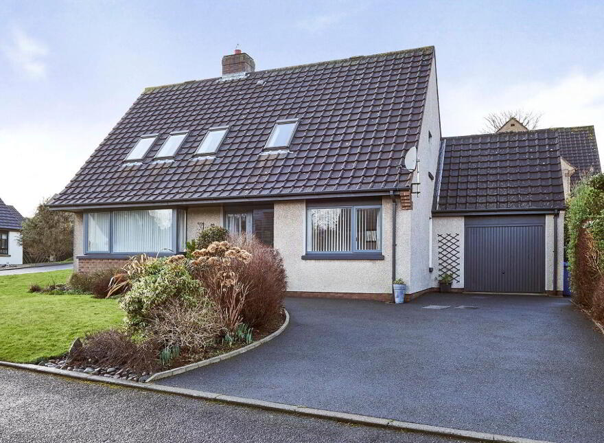 2 Portview, Ballyholme, Bangor, BT20 5QB photo