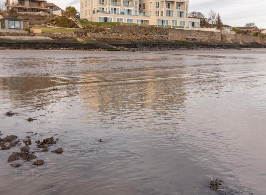 The Hull Building B9, Water's Edge, Shore Road, Greenisland, Bt38 8nt, BT38 8TZ