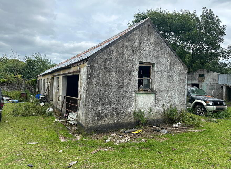 Circa 4.47 Acres, 1.81 HA Ballyporeen Village, Ballyporeen