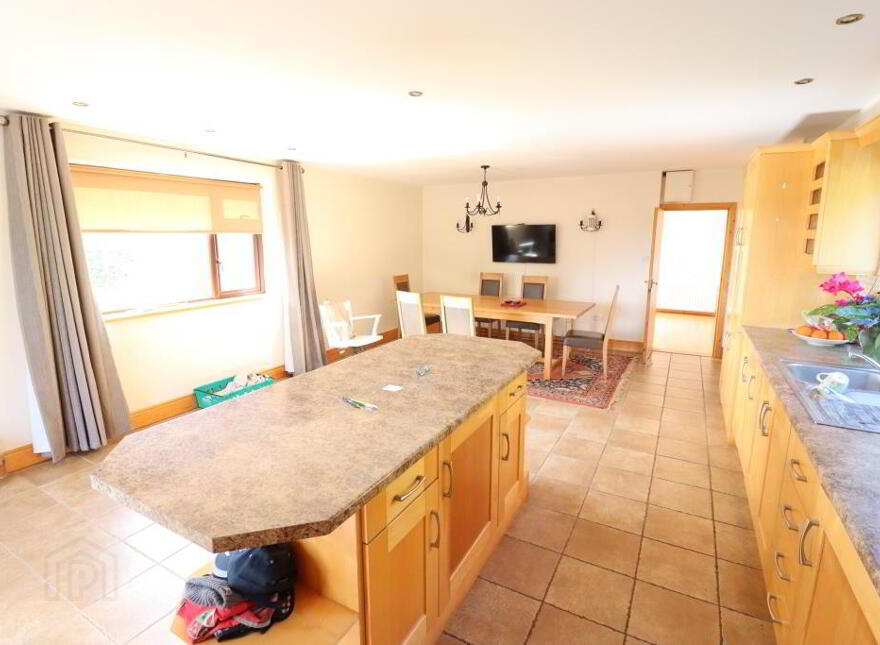 Ballinlyna Upper, Kilfinane, V35P660