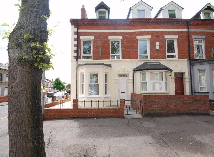 47 Rugby Avenue ( Non-Hmo), Belfast, BT7 1RD photo