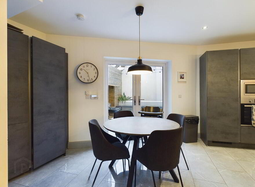 Winterhill, Main Street, Tramore, X91A611