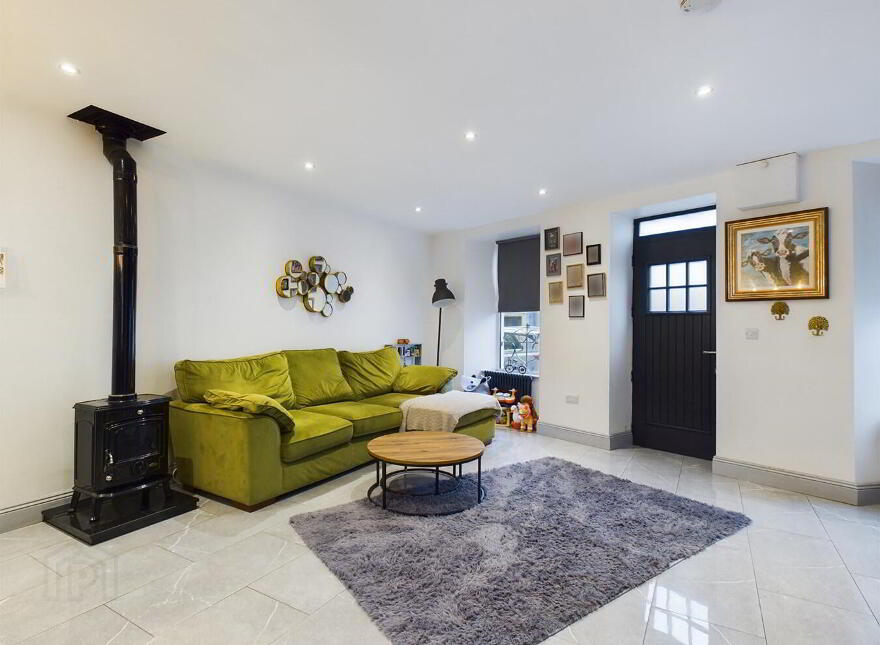 Winterhill, Main Street, Tramore, X91A611