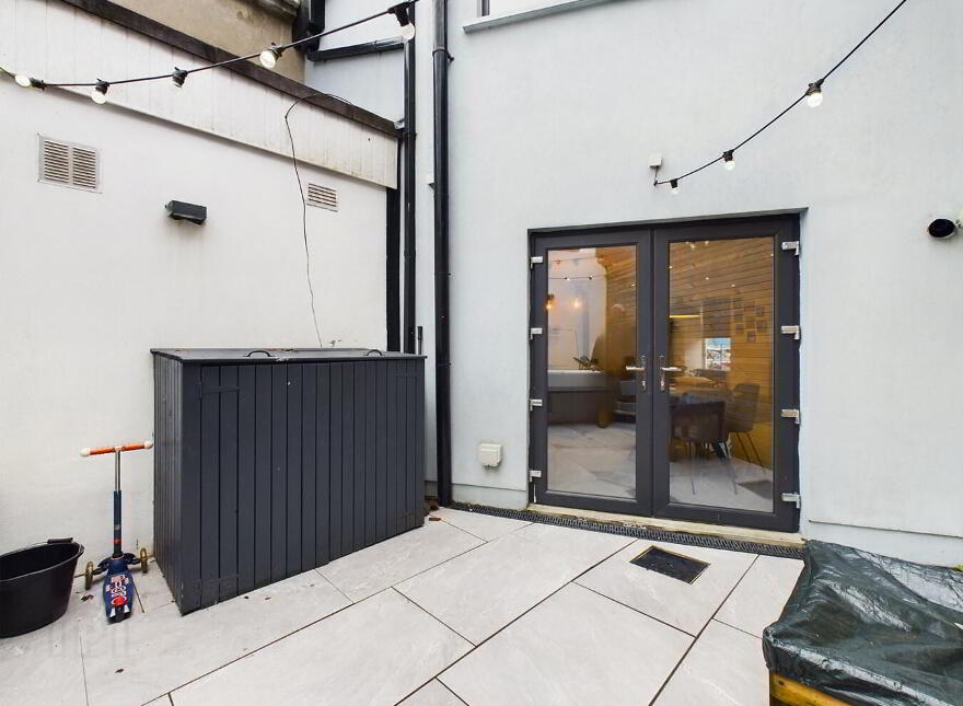 Winterhill, Main Street, Tramore, X91A611