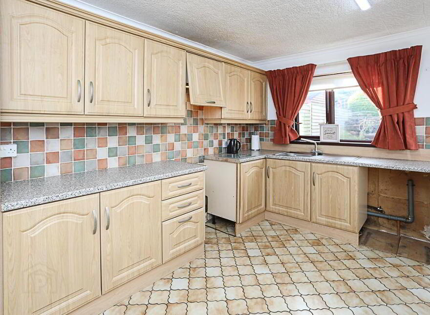 123 Drumadoon Drive, Dundonald, Belfast, BT16 2PS