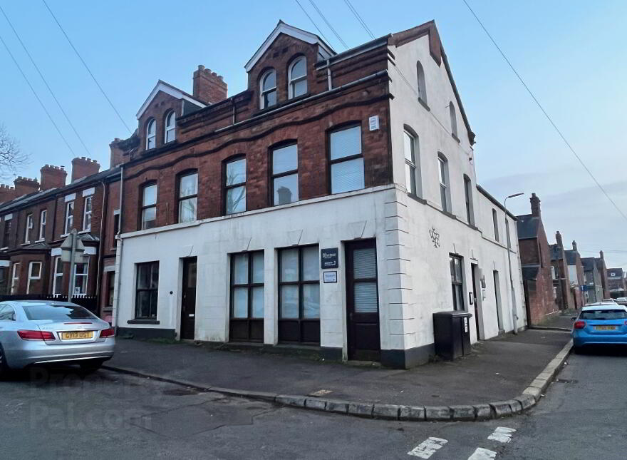 52 Adelaide Avenue, Belfast, BT9 7FY photo