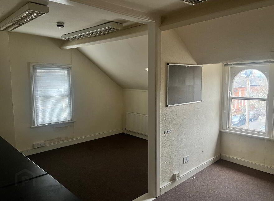 52 Adelaide Avenue, Belfast, BT9 7FY
