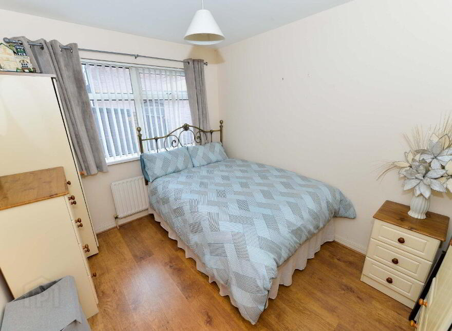 18 Park Avenue, Belfast, BT4 1JJ