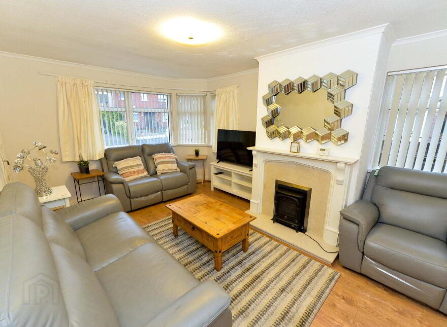 18 Park Avenue, Belfast, BT4 1JJ