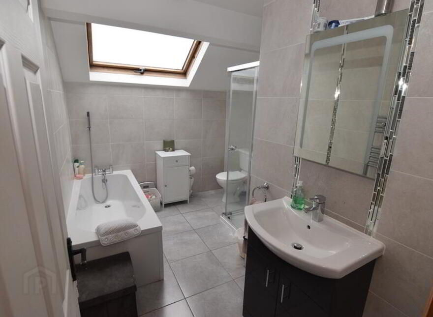 21 Caislean Court, Castlefin, F93AX98