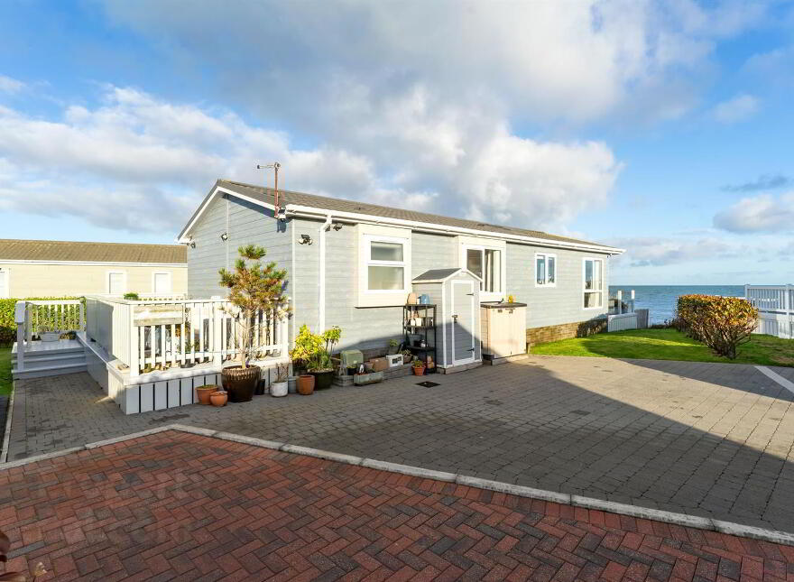 21 Mallard Bay, Groomsport, Bangor, BT19 6PS photo