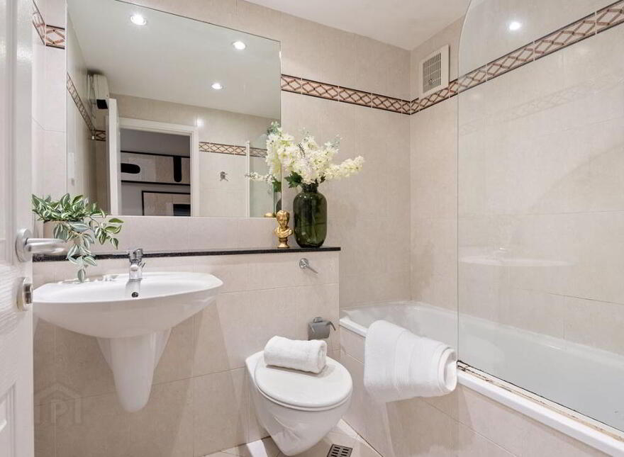 Apartment 12 The Dock Mill Grand Mill Quay, Barrow Street, Dublin, D04PR64